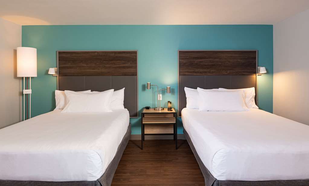 Фото Tru by Hilton Phoenix Glendale Westgate, Az