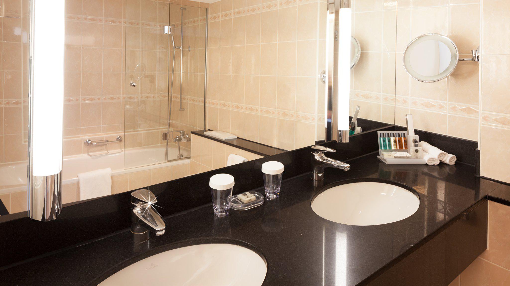 Фото Crowne Plaza Zurich