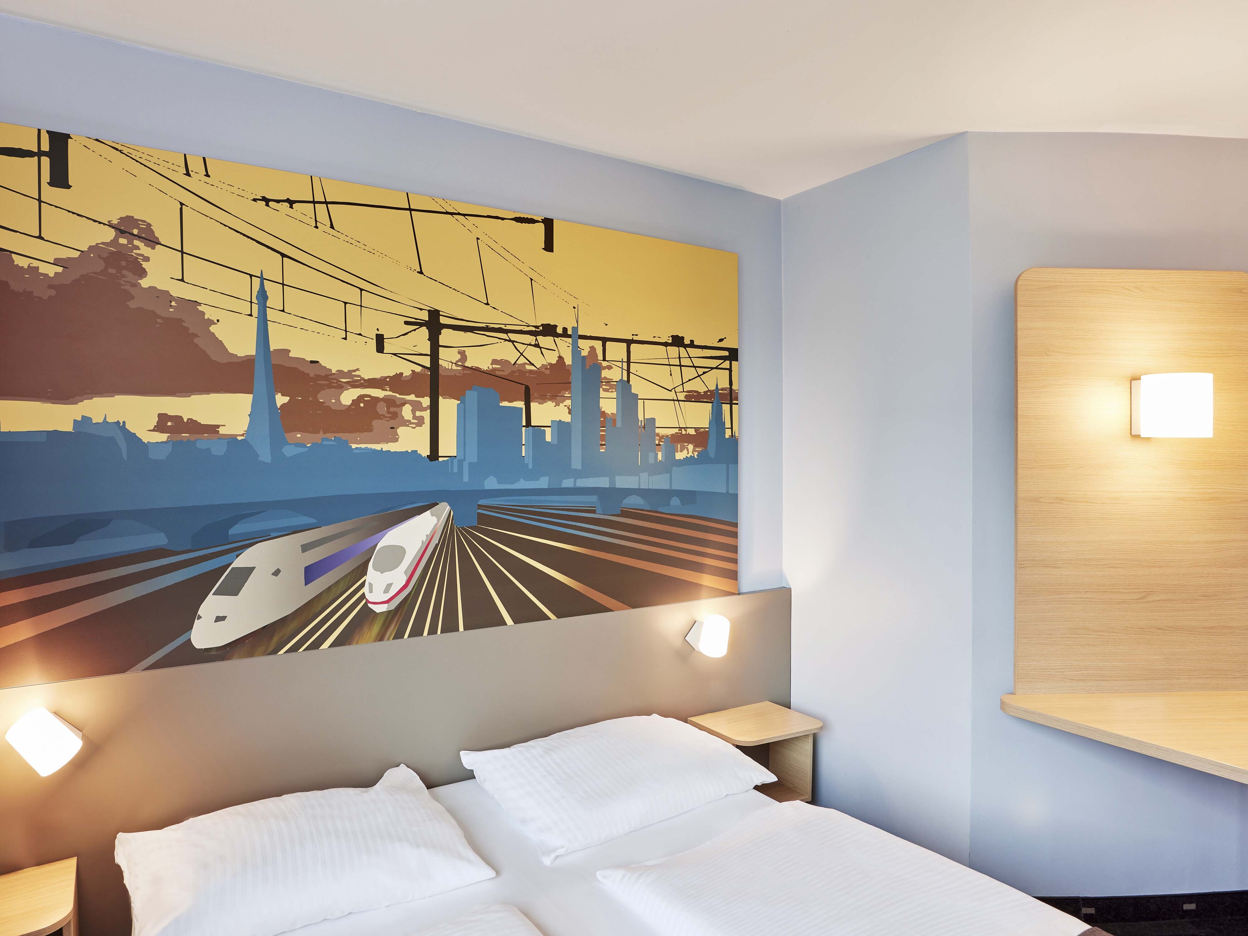 Фото отеля 2