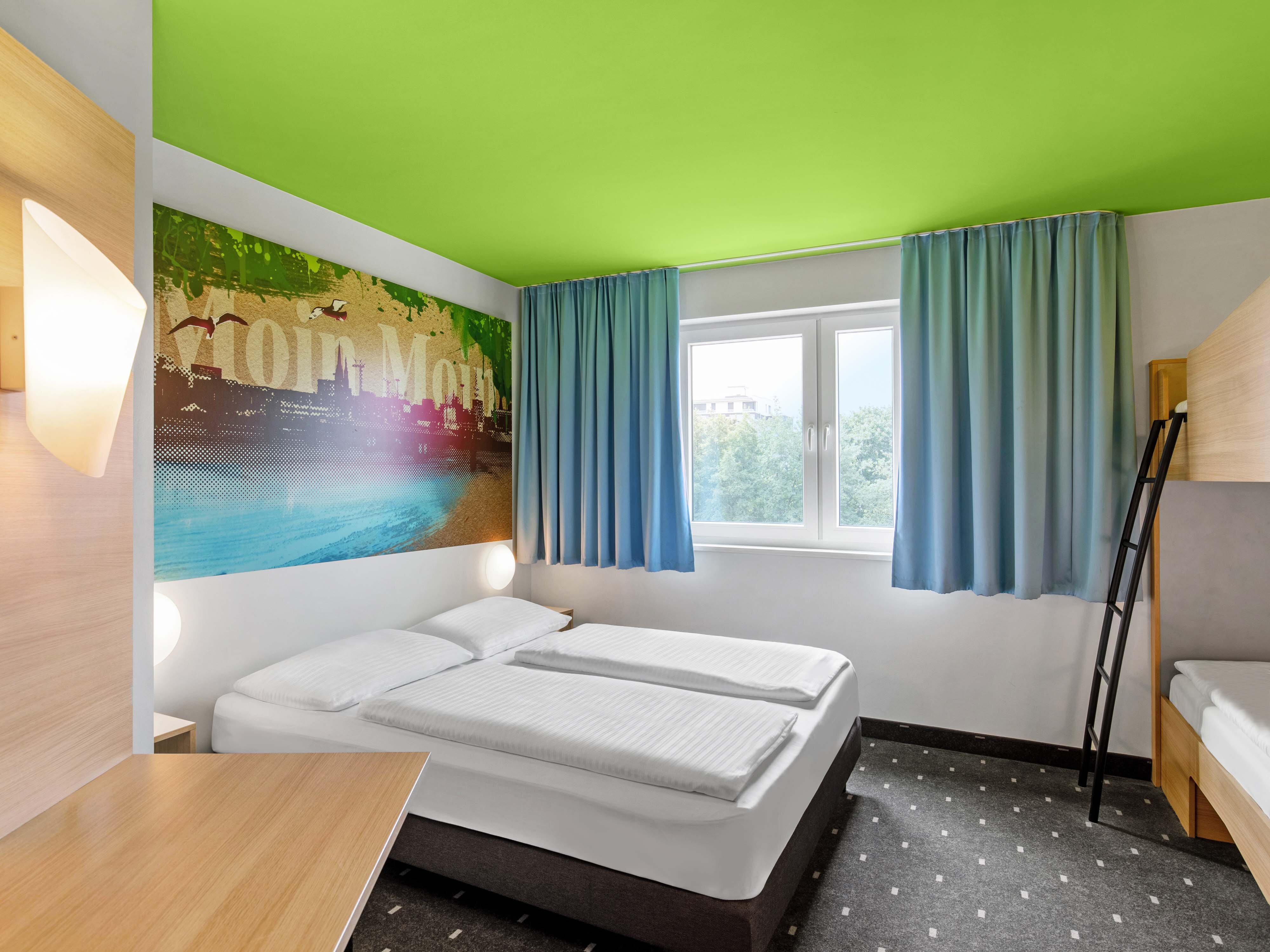 Фото B&b Hotel Hamburg-Wandsbek