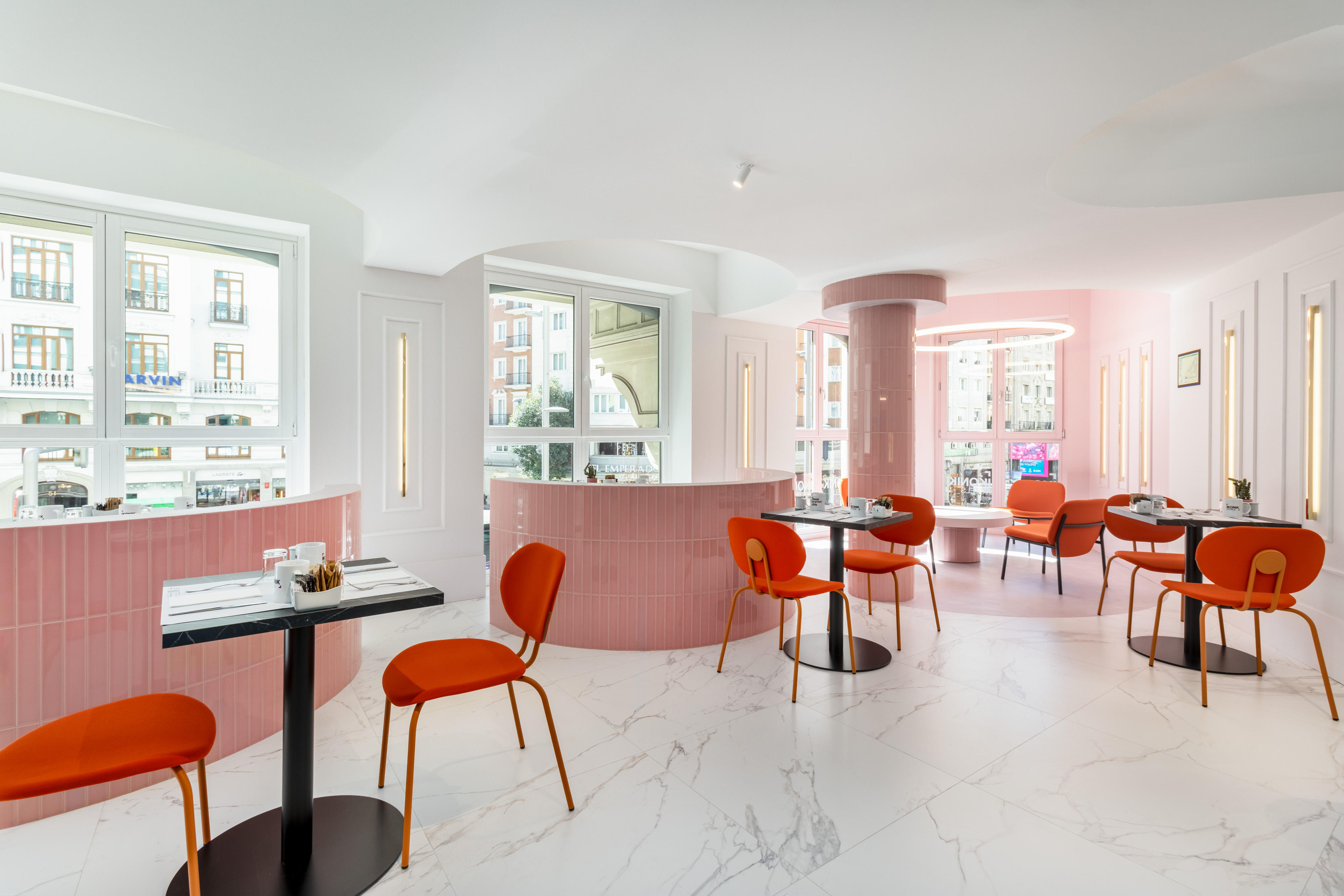 Фото Ikonik Gran VIA