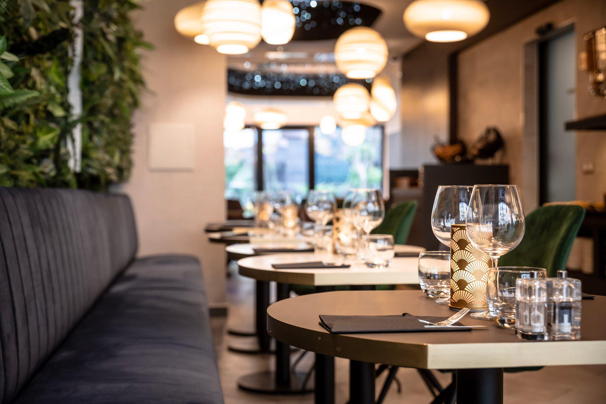 Фото Voco Strasbourg Centre The Garden, an Ihg Hotel