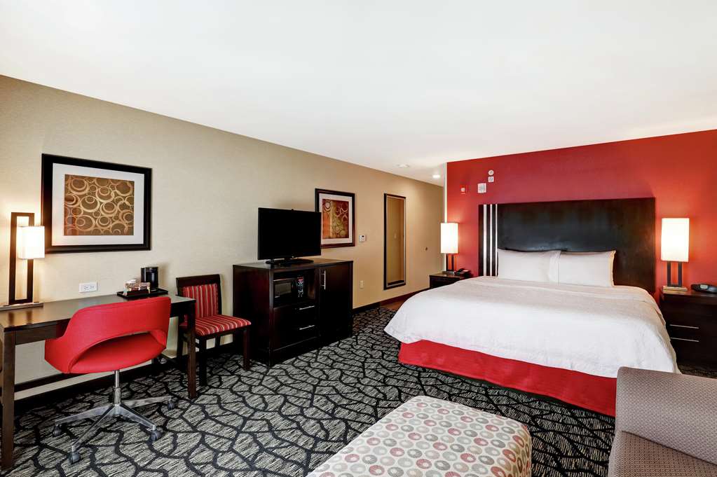 Фото Hampton Inn by Hilton Chilliwack