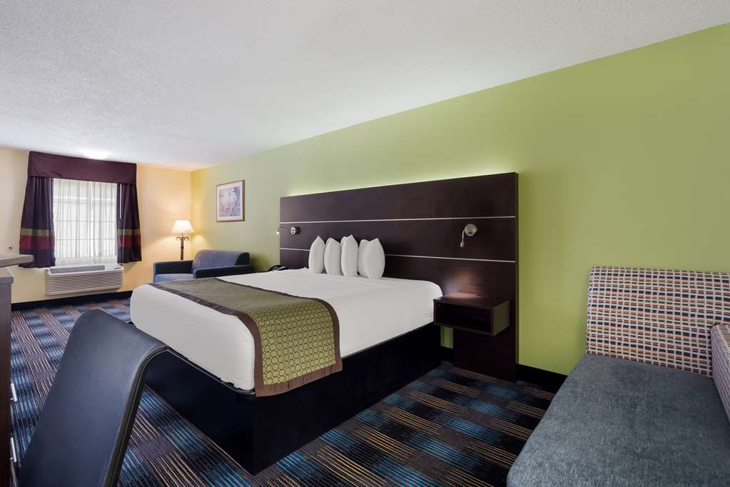 Фото SureStay Hotel by Best Western Manning