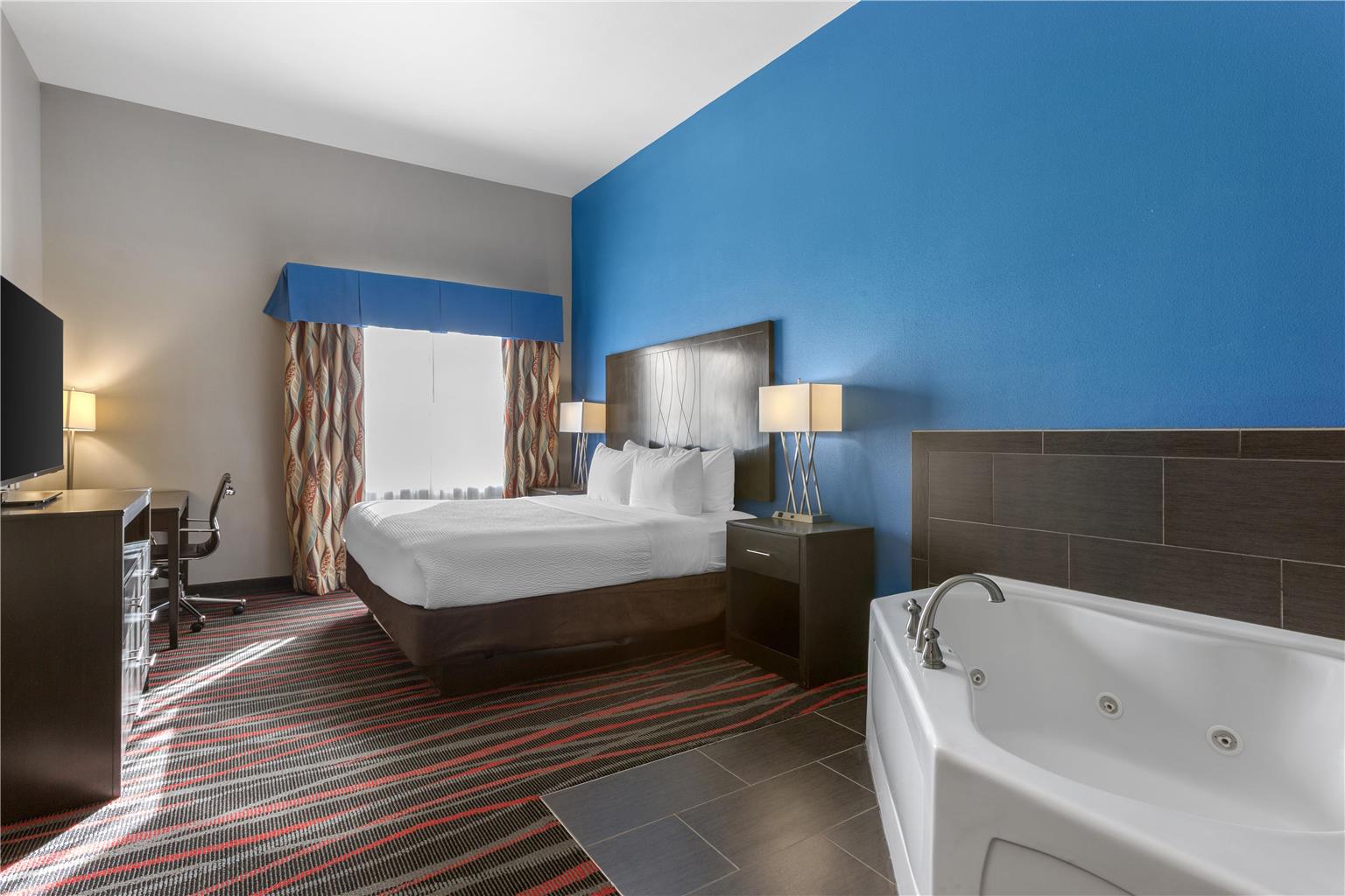 Фото Best Western Plus Tech Medical Center Inn