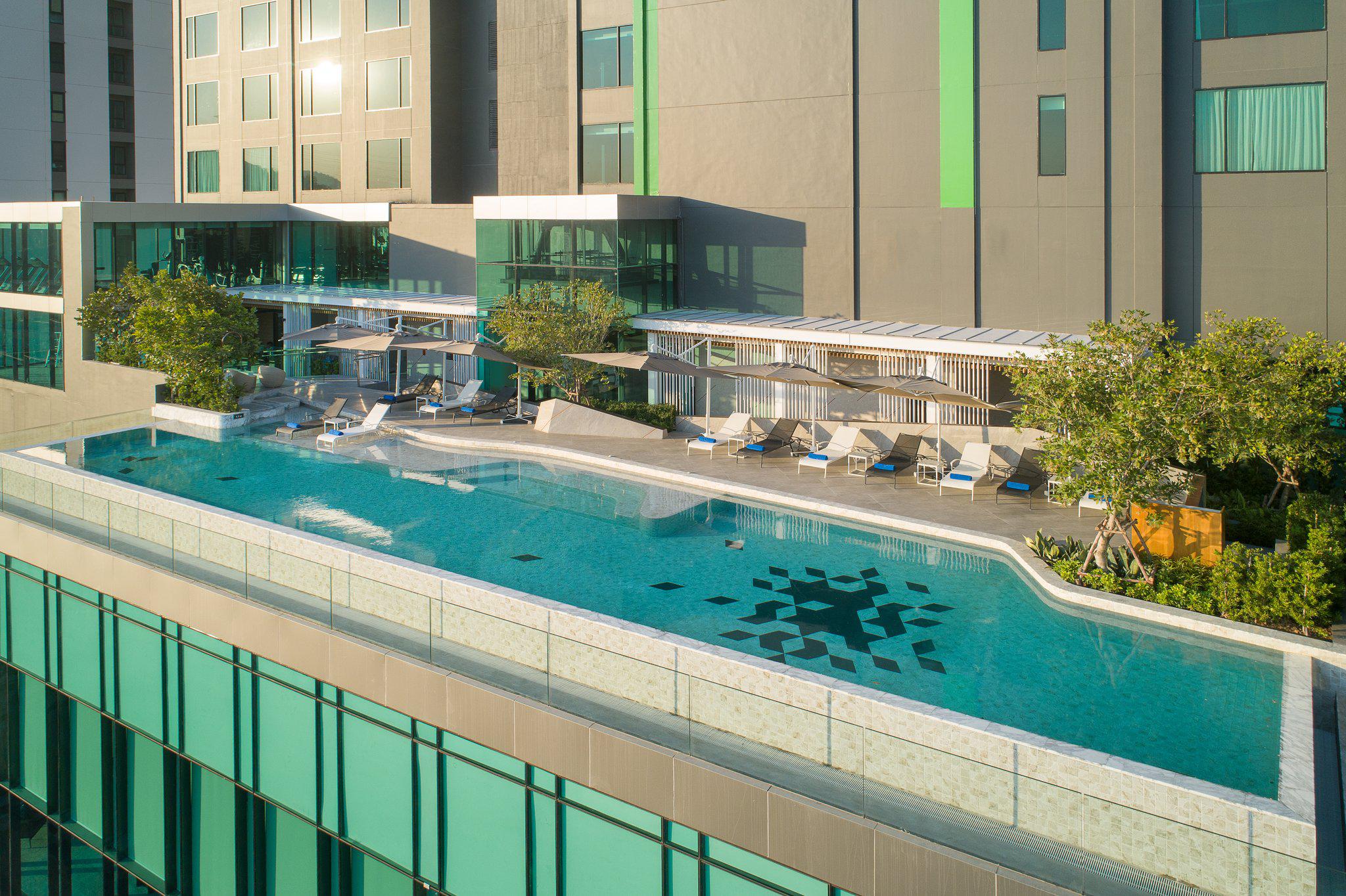 Фото Holiday Inn & Suites Siracha Laemchabang, an Ihg Hotel