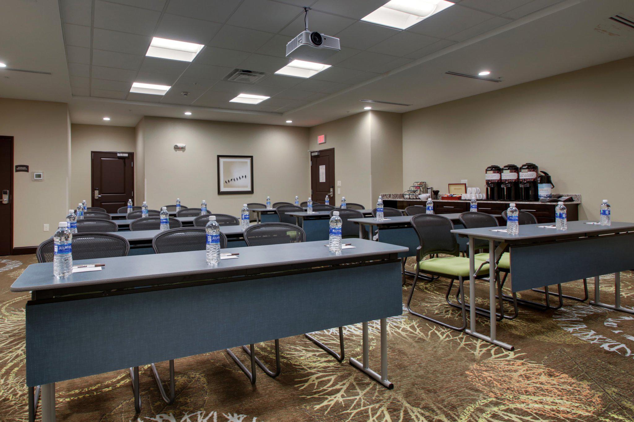 Фото Staybridge Suites Plano - The Colony, an Ihg Hotel