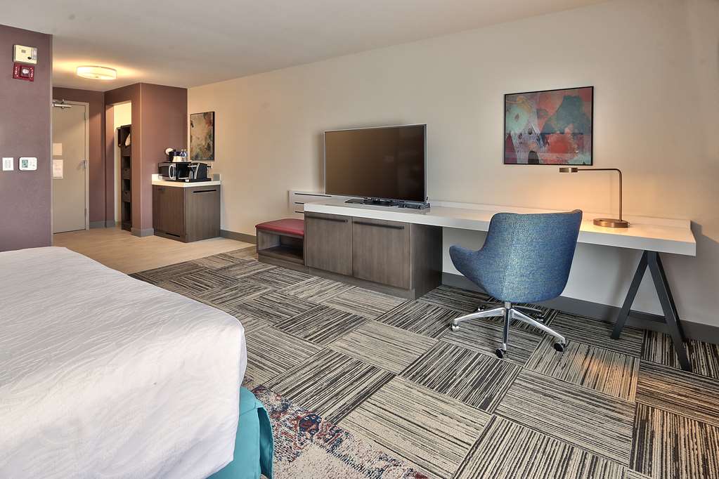 Фото Hilton Garden Inn Albuquerque/Journal Center