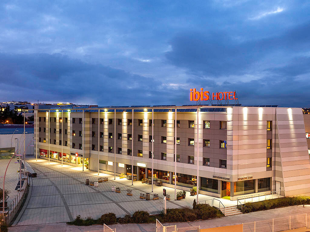 Фото Hotel ibis Madrid Alcobendas