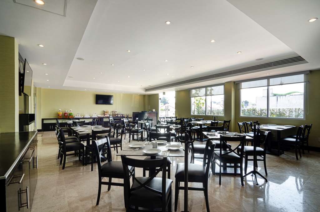 Фото DoubleTree by Hilton Queretaro