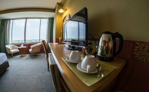 Гостиница Chaisaeng Palace Hotel в Сингбури
