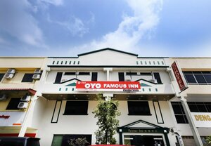 Гостиница Oyo 764 Hotel Famous Inn