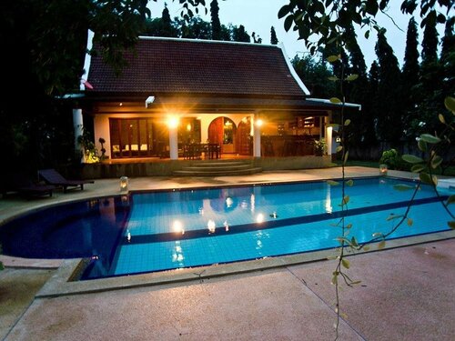 Paklok Villa