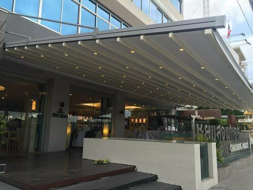 Гостиница Chaisaeng Palace Hotel в Сингбури