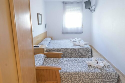 Гостиница Hostal Goyesco Plaza в Пласенсии