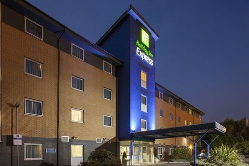 Гостиница Holiday Inn Express Birmingham Star City в Бирмингеме