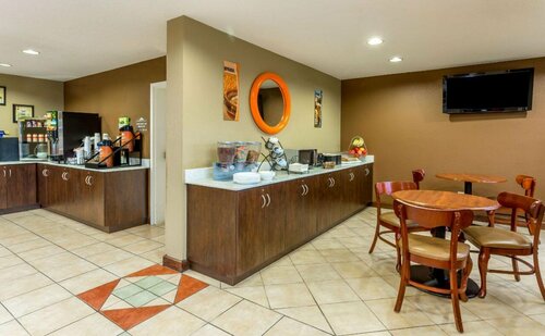 Гостиница Microtel Inn & Suites by Wyndham Norcross в Такере