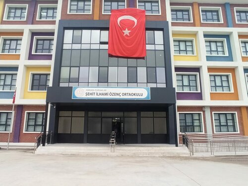 Şehit İlhami Özenç Ortaokulu, ortaokul, Ankara, Pursaklar, Saray