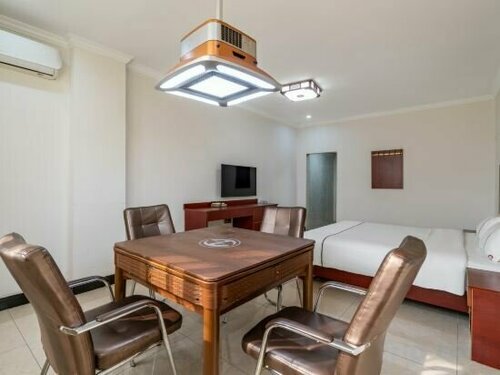 Гостиница Mingyuan Hotel в Дунгуани