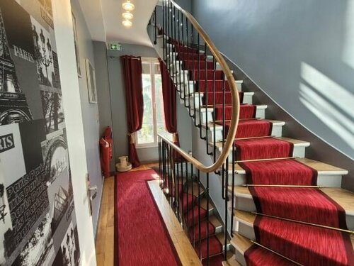 Гостиница Hôtel oh sèvres autrement в Медоне