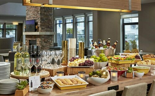 Гостиница Residence Inn by Marriott Manhattan Beach в Редондо-Бич