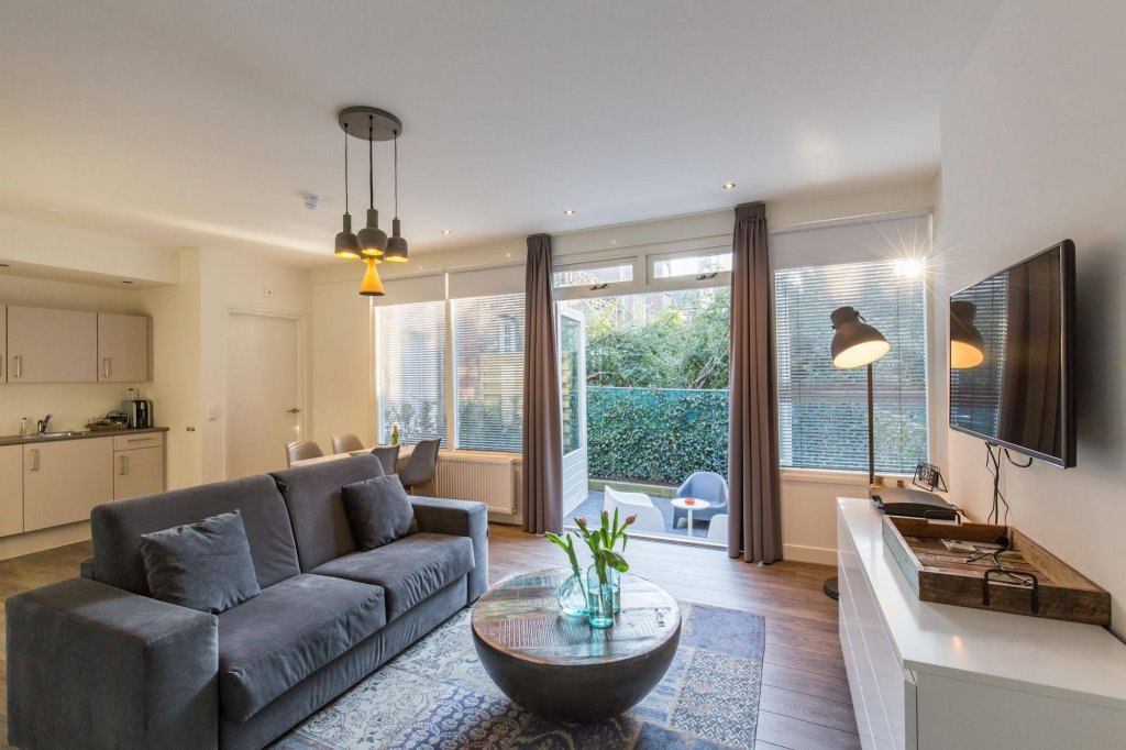 Фото Hotel Oranjestaete