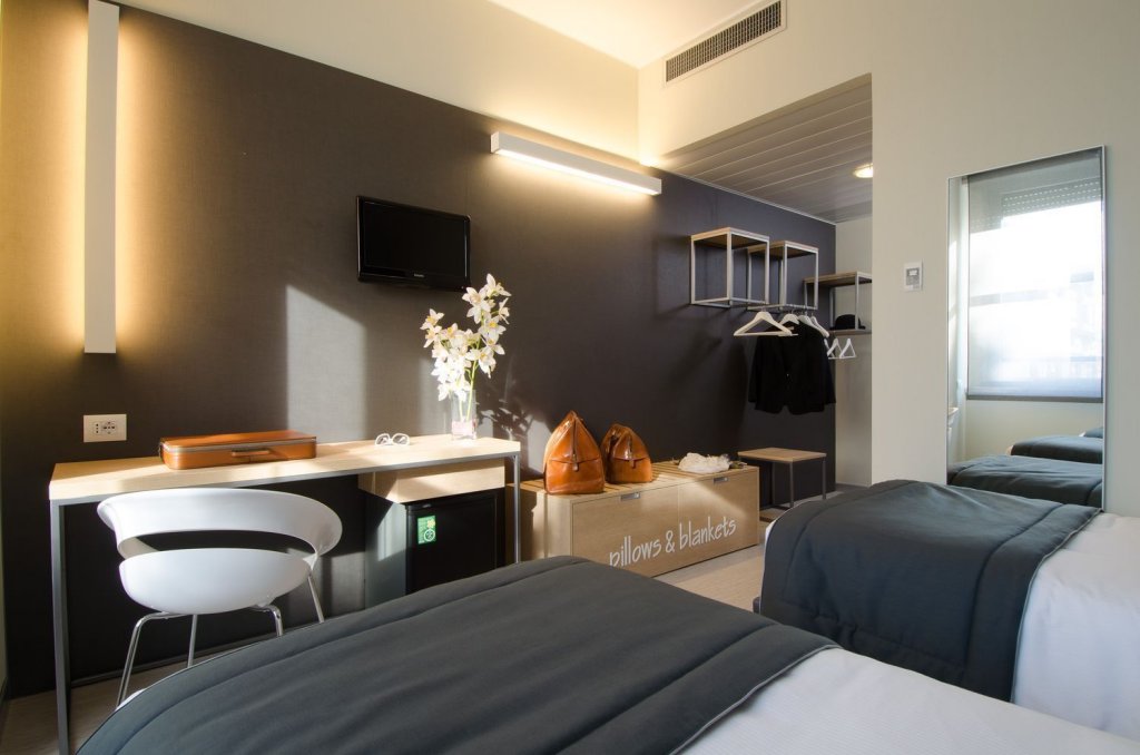 Фото B&b Hotel Milano Aosta