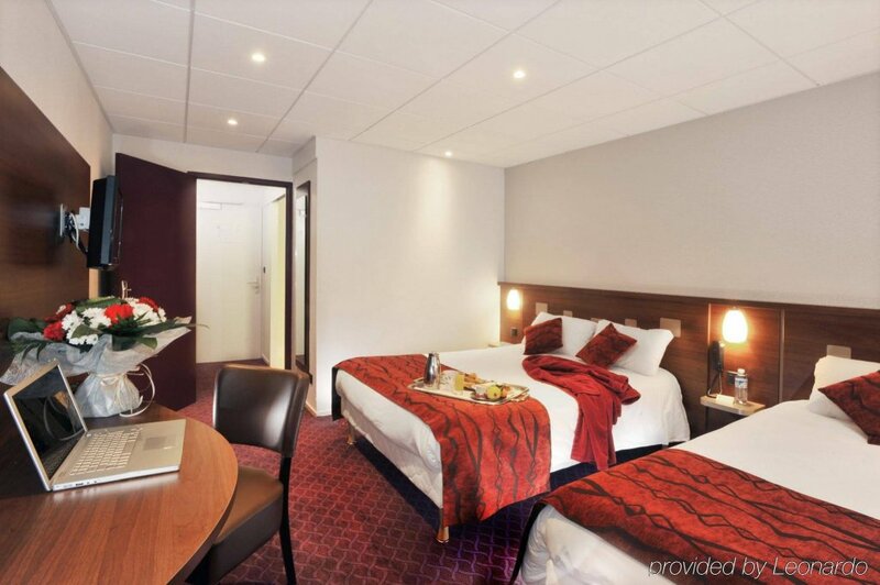 Гостиница Brit Hotel Nantes Vigneux - L'Atlantel