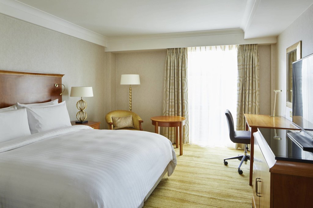 Фото London Marriott Hotel Kensington