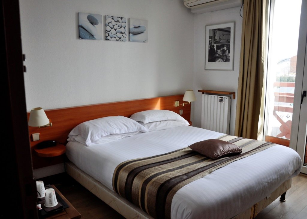 Фото Hotel Colbert