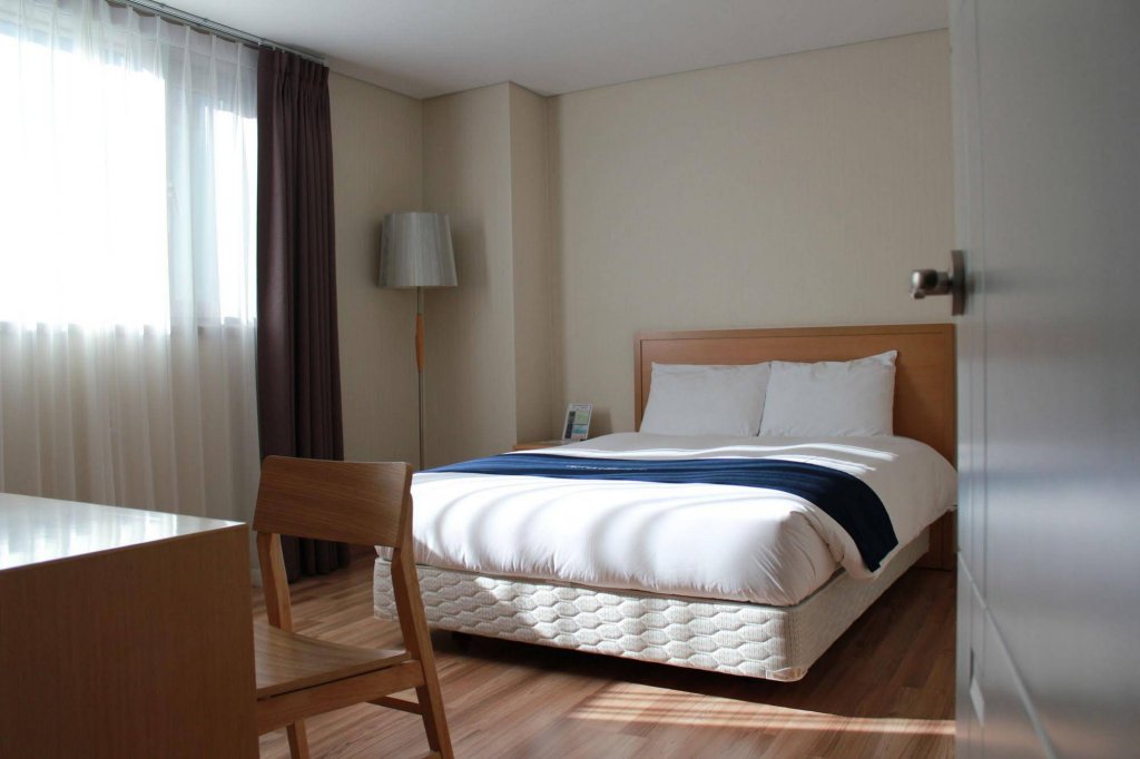 Фото Tower Hill Hotel