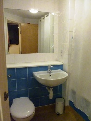 Фото Travelodge London Central City Road Hotel