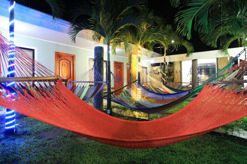 Гостиница Arenal Poshtel