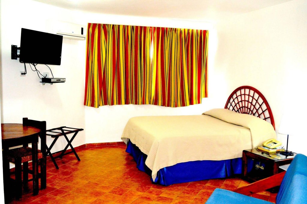 Фото Aparta Hotel Plaza del Sol