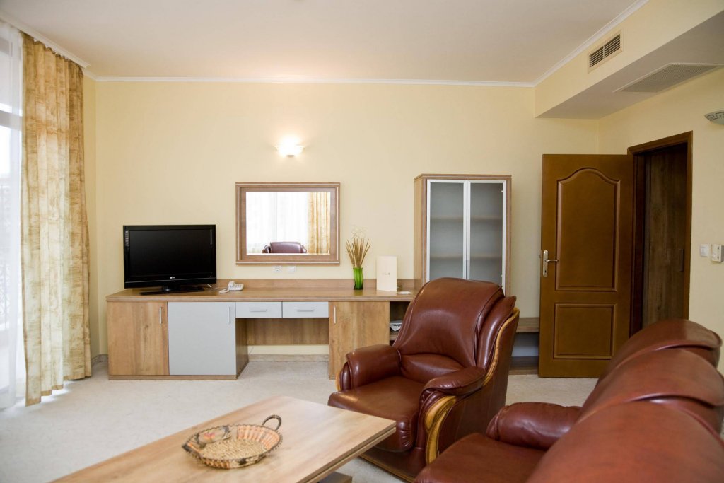 Фото Hotel Hrizantema