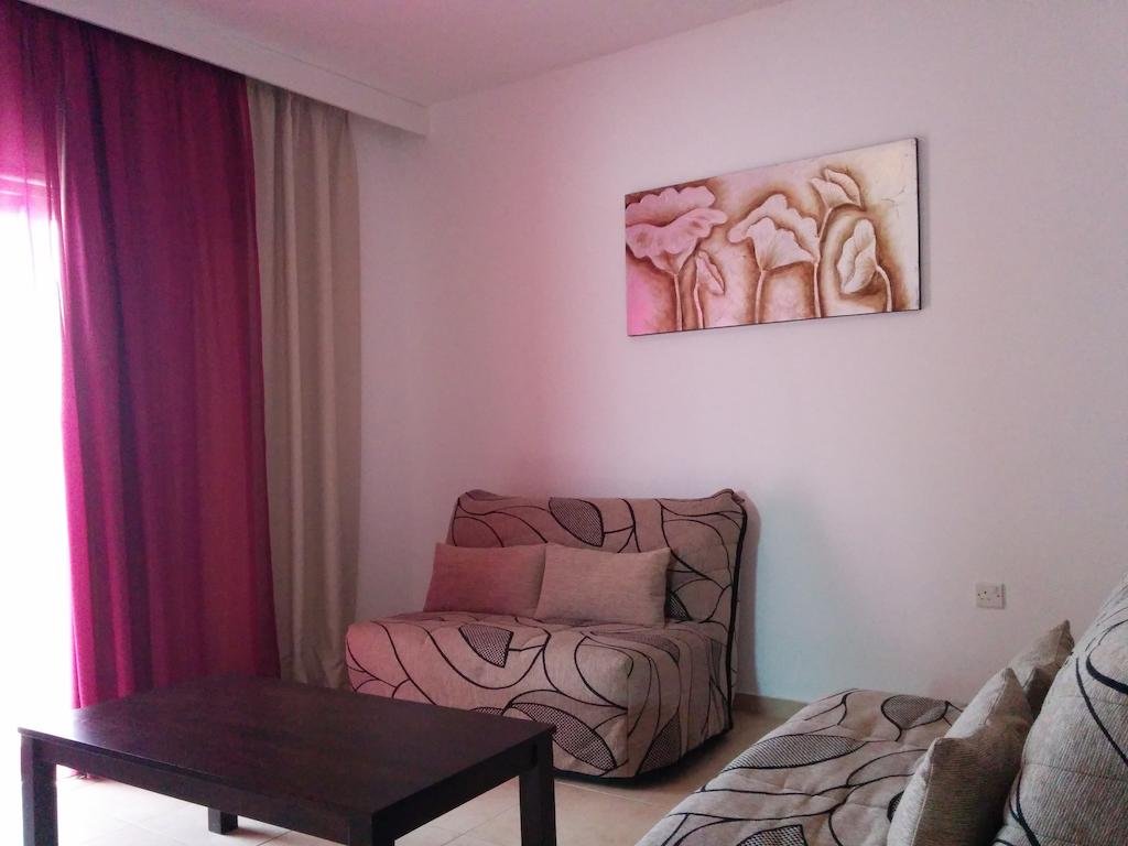 Фото New Famagusta Hotel