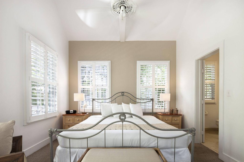 Фото Paradise Inn Key West - Adults Only