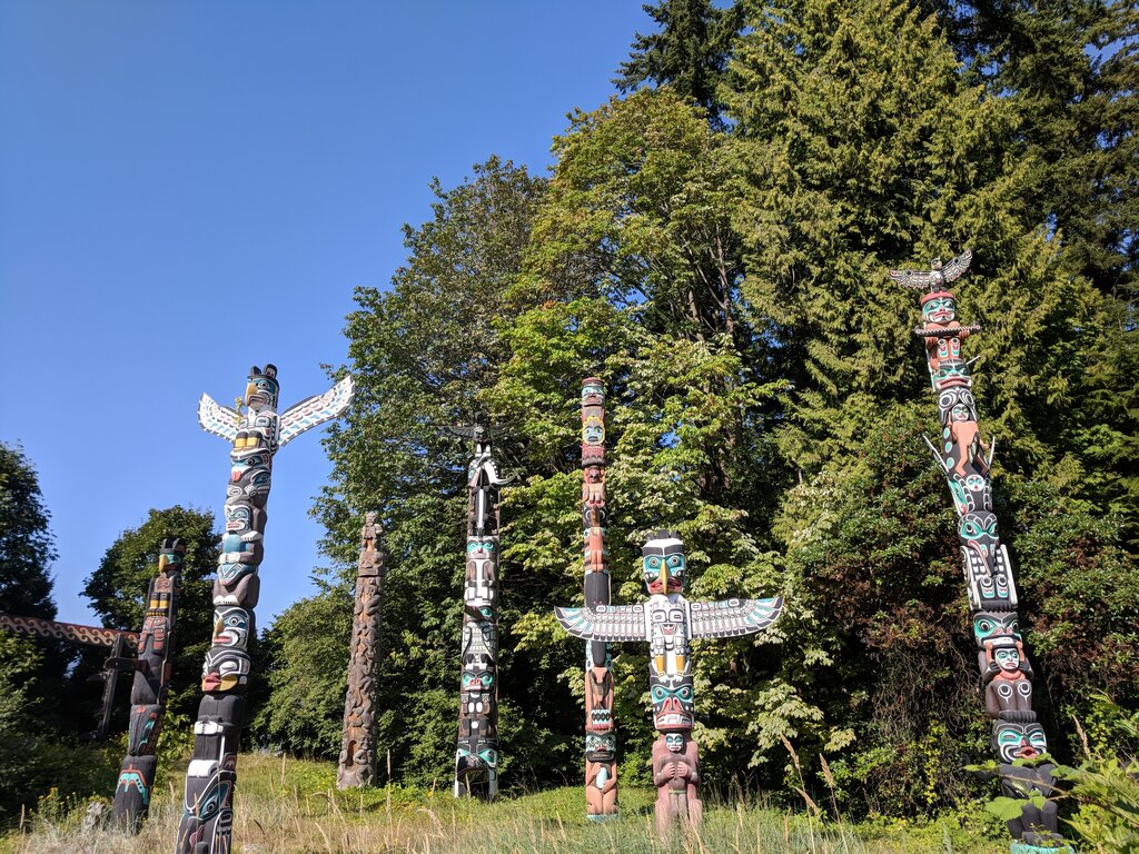 Landmark, attraction Stanley Park Totem Poles, Vancouver, photo