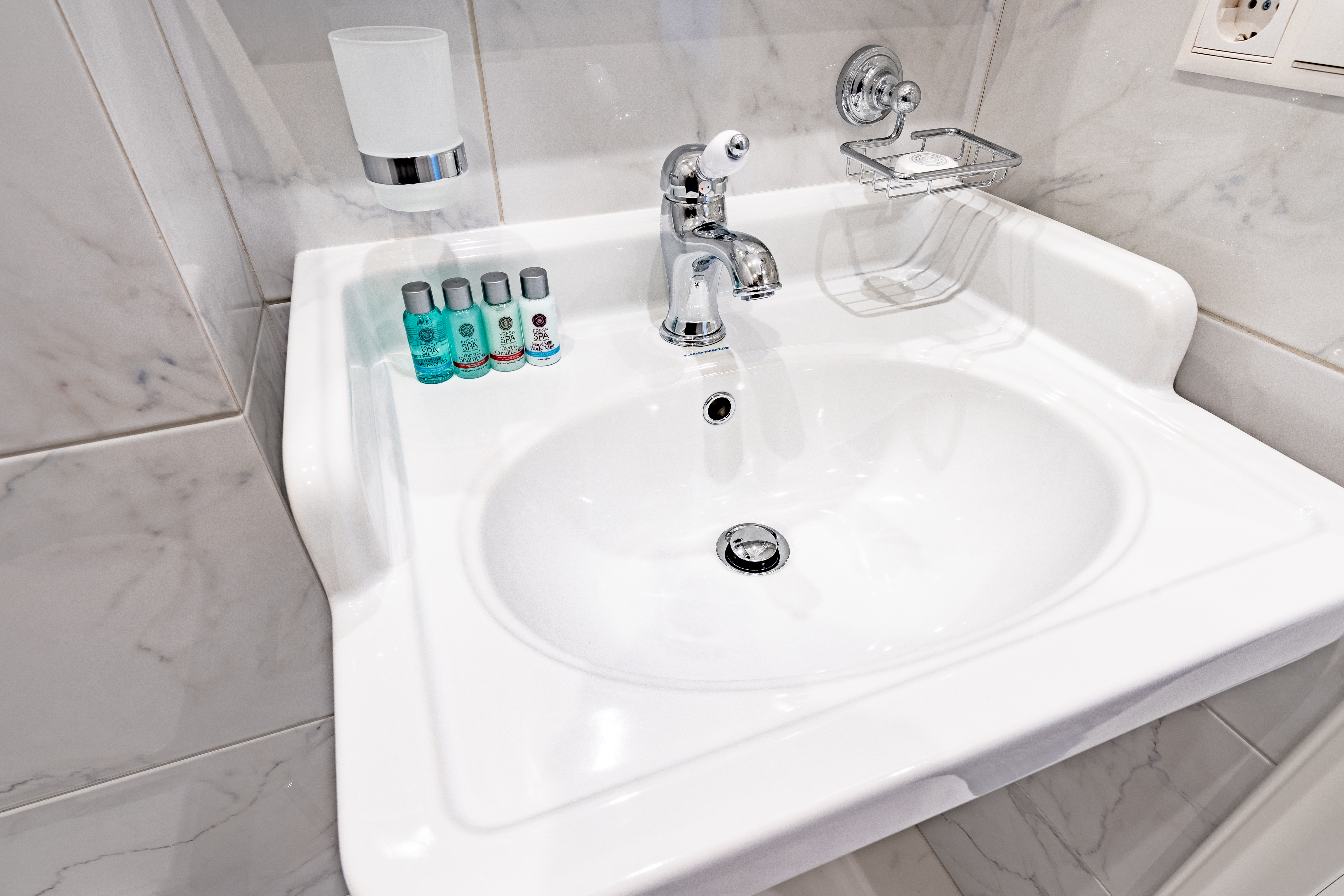 Фото Chez Michel Hotel