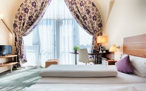 Гостиница Achat Hotel Regensburg Herzog am Dom в Регенсбурге