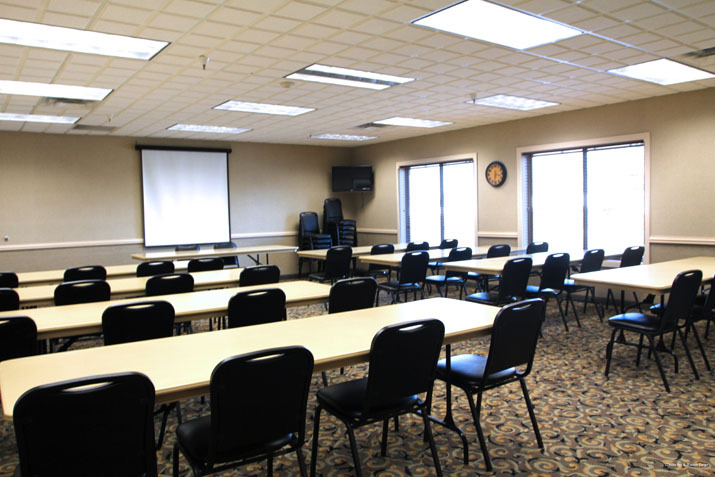 Фото C'mon Inn Fargo