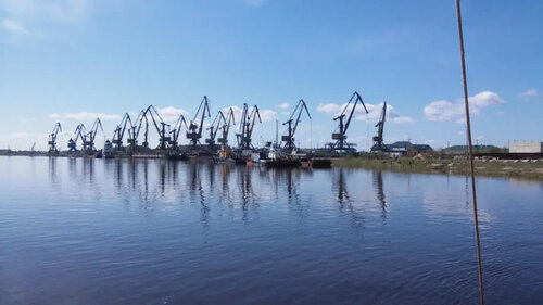 Перевозка грузов водным транспортом Сергинский речной порт, Ханты‑Мансийский автономный округ ‑ Югра, фото