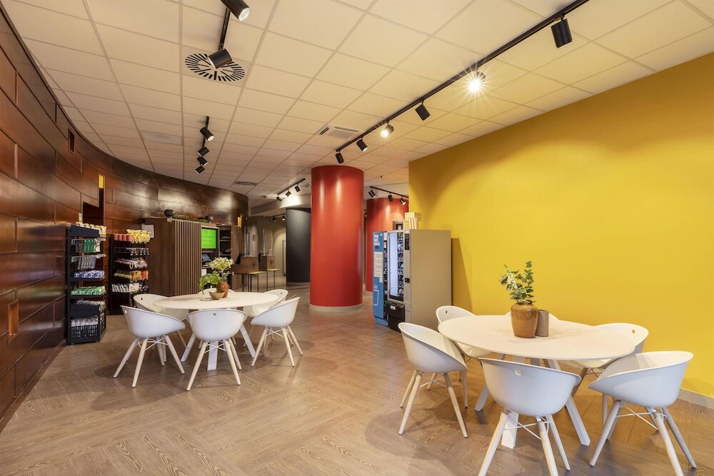 Фото B&b Hotel Pomezia Roma