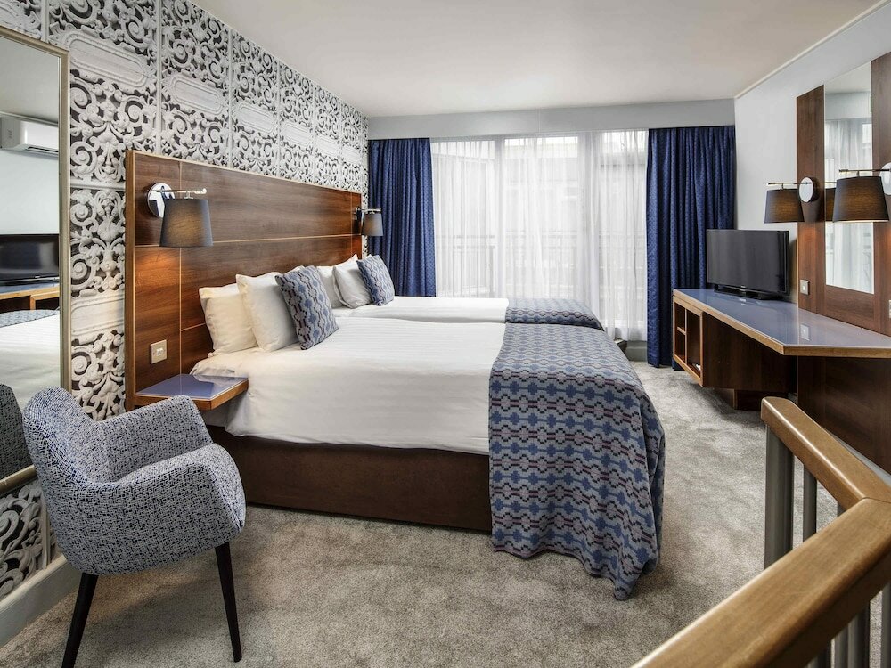 Фото Mercure Brighton Seafront Hotel