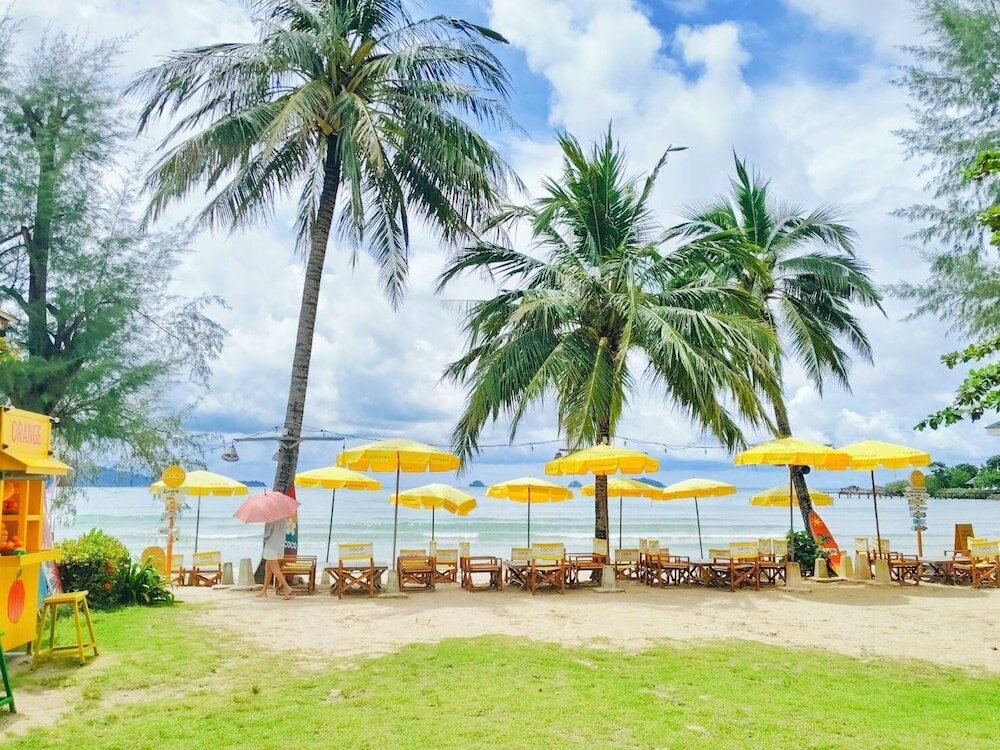 Фото Coconut Beach Resort