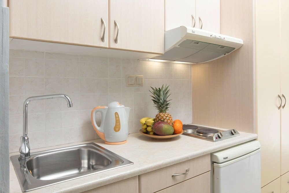 Фото Bella Vista Beach Hotel and Studios