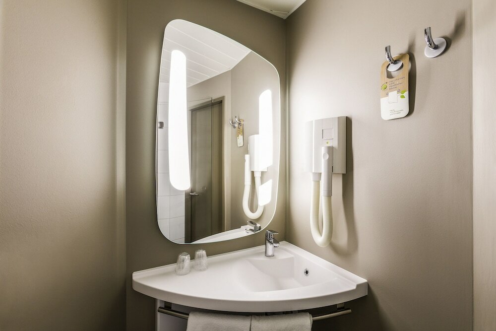 Фото Ibis Winterthur City