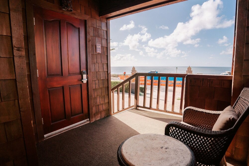 Фото Pantai Inn