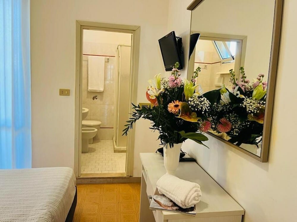 Фото Aura Living Hotel