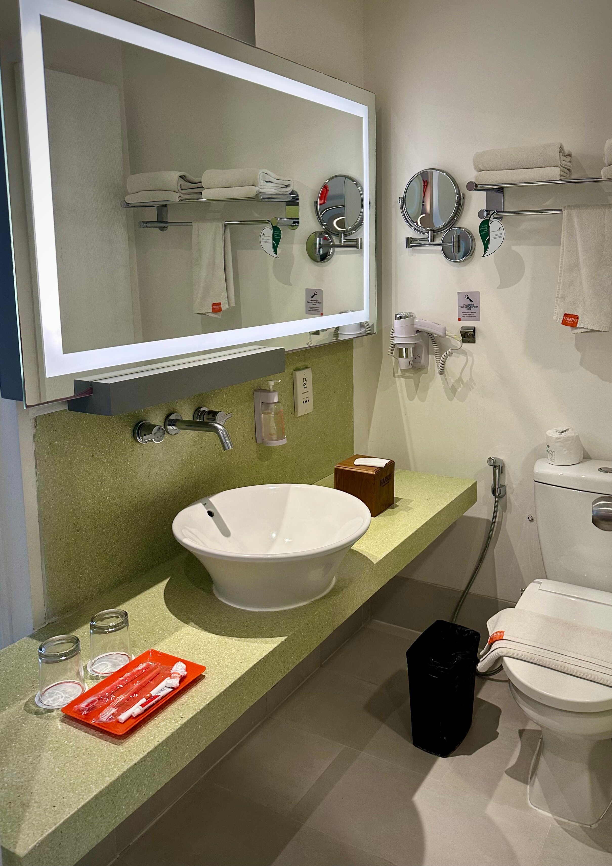 Фото Harris Hotel Kuta Tuban Bali